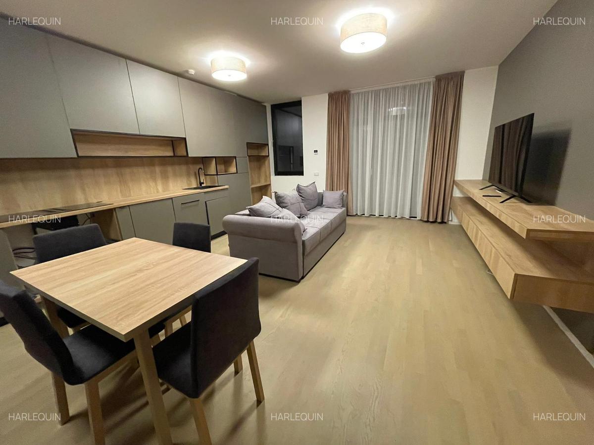 Apartament 2 camere, zona Medicină